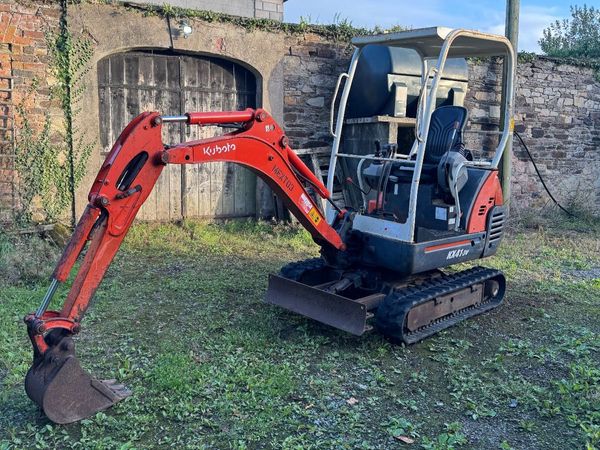 Kubota KX41-3V Mini digger - Main image