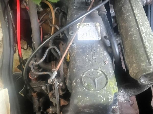 1983 Mercedes 207D - Main image