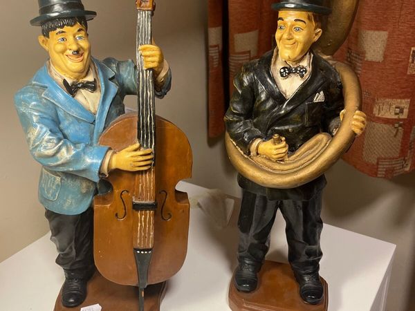 LARGE RARE LAUREL & HARDY  FIGURINE - Main image