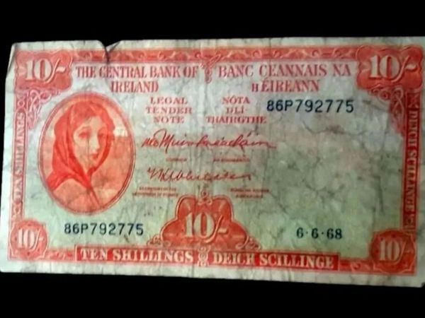 Vintage 1968 Irish 10 Shilling Note (Lady Lavery) - Main image