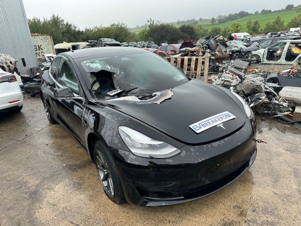 2020 TESLA MODEL 3 EV FOR BREAKING - Main image