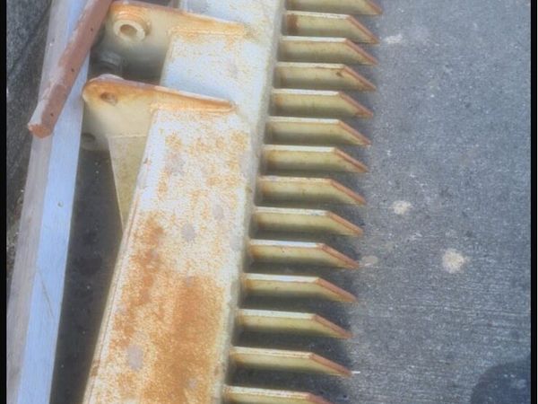 Lawn rake for mini digger - Main image