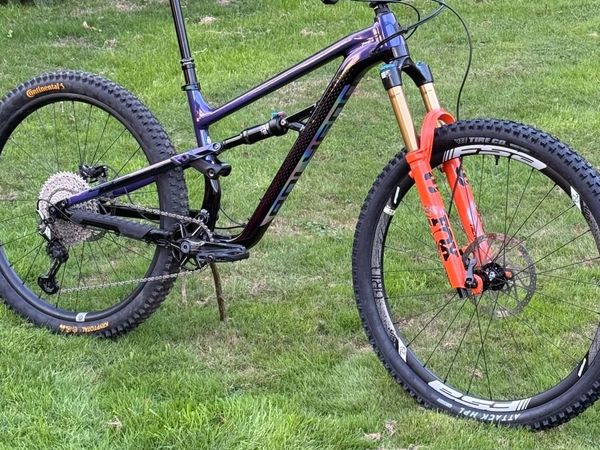 Polygon Siskiu T8 Custom build Size Large - Main image