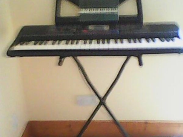 Yamaha Electronic Keyboard and stool - Main image