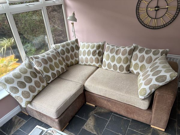 Corner couch - Main image
