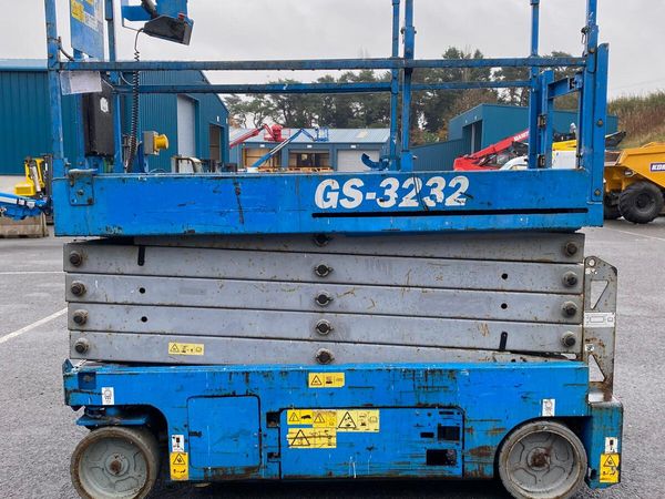 2014 GENIE GS3232 38FT NARROW ELECTRIC SCISSOR for sale in Tyrone for £ ...