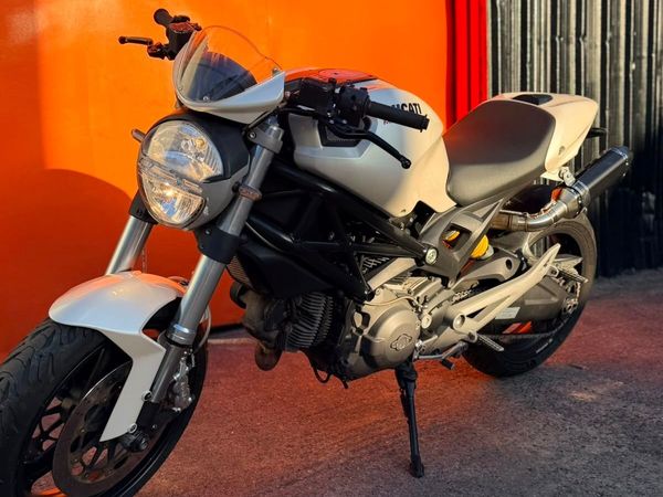 Ducati Monster 698 Low Millage - Main image