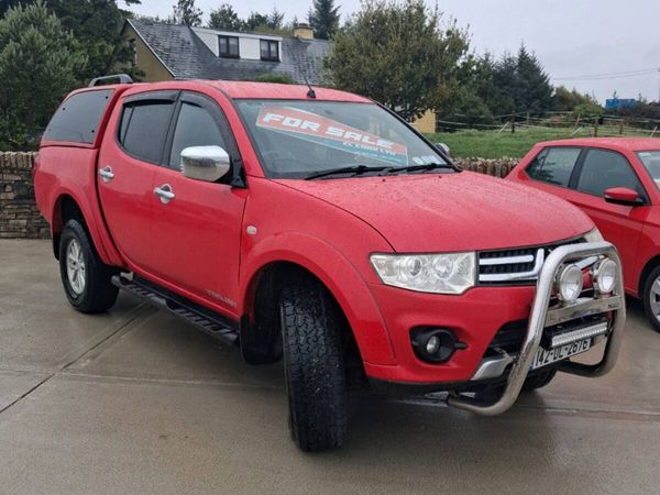 2014 Mitsubishi L200 - Main image