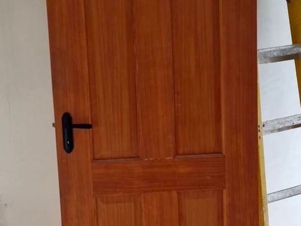 8 Internal doors - Main image