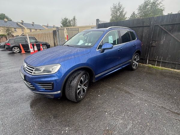 Volkswagen Touareg - Main image