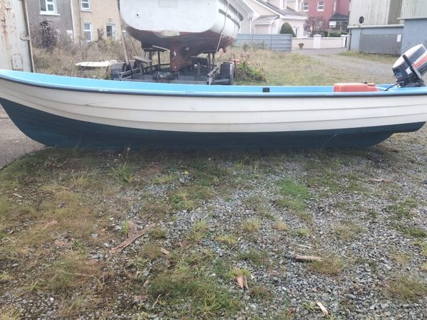 Fibreglass boat - Main image