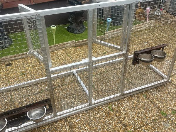 Bird cages and parrot breeding cage - Main image