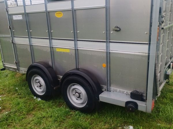 TRAILER - Main image