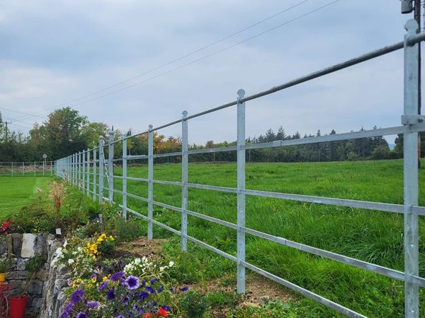 Estate Fencing - Main image