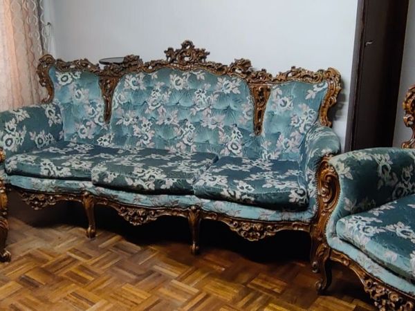 Vintage Baroque Style Suite - Main image