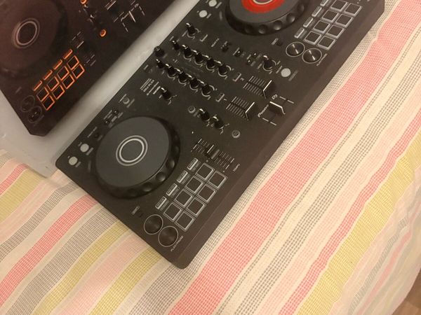 Dj decks - Main image