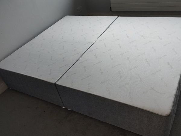 King-size bed with mattress to give away for free - Main image