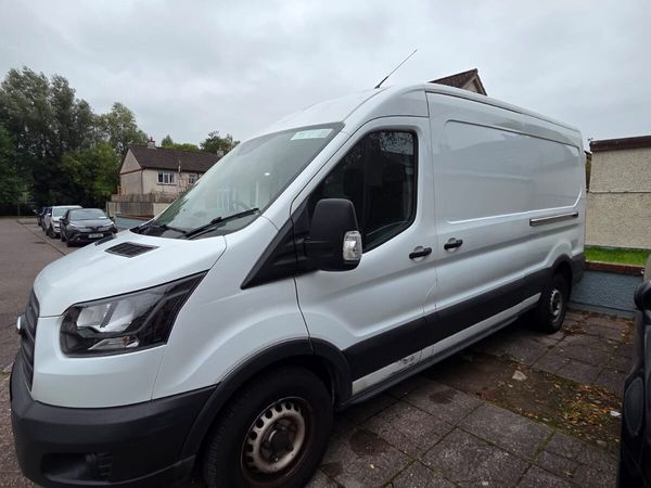 Commercial Van - Main image