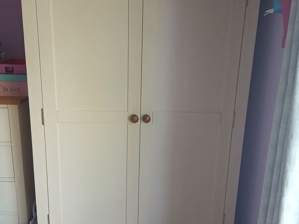 Bedroom furniture - Main image
