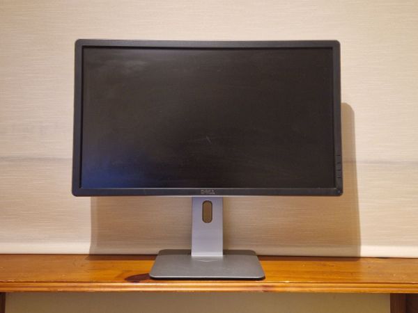 23" Dell LCD Monitor - Main image