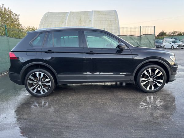 2017 Volkswagen Tiguan  2.0 Tdi - Main image