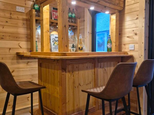 Rustic home bar - Main image