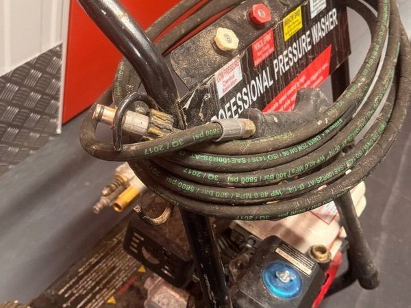 Wurzburg W-7000 Petrol Pressure Washer 3000 PSI - Main image