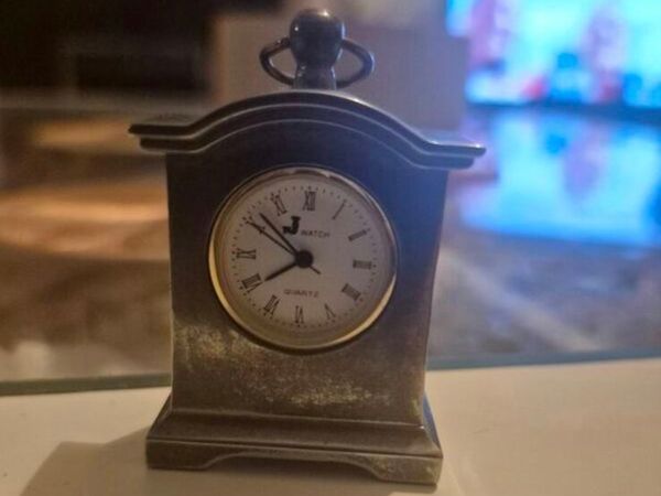 Antique Japanese movement miniature clock - Main image