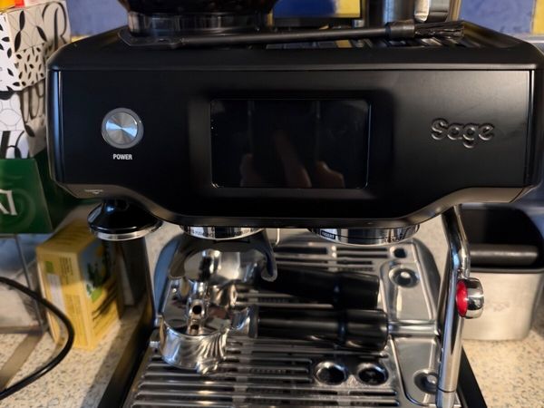 Sage Barista Touch Coffee Machine SES880BTR4GUK1 - Main image
