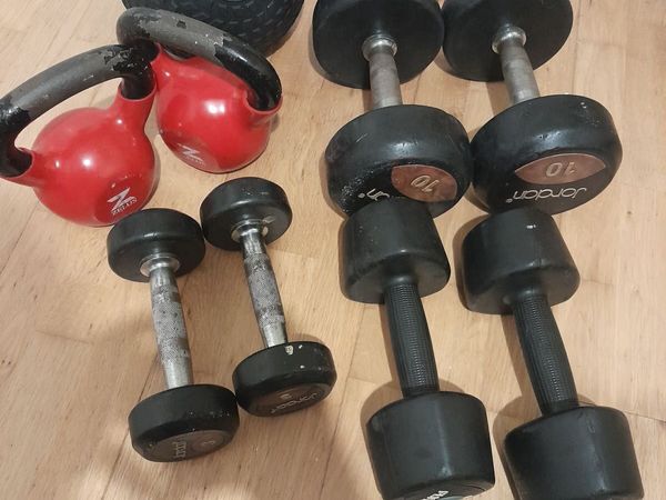 Used dumbbells, kettlebells and slam ball - Main image