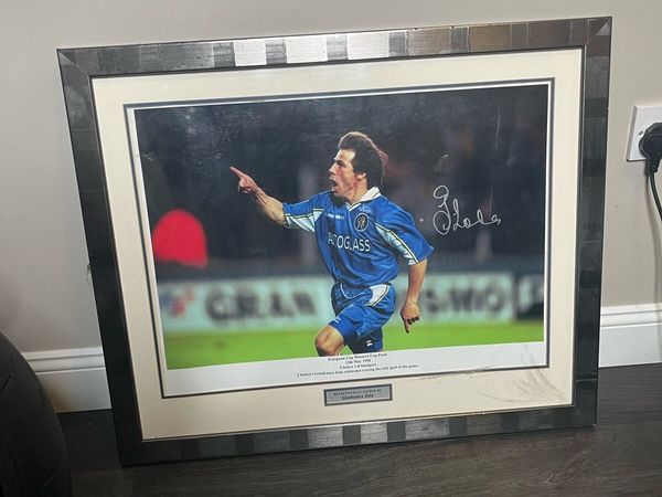 SIGNED GIANFRANCO ZOLA PICTURE FRAME - Main image