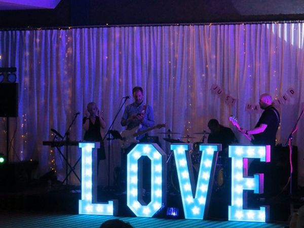 Light Up Letters Hire - LOVE, Mr & Mrs - Main image