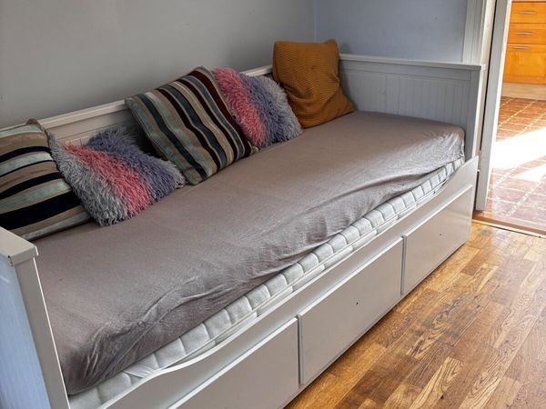 FREE: IKEA Hemnes Daybed Frame + Mattress - Main image