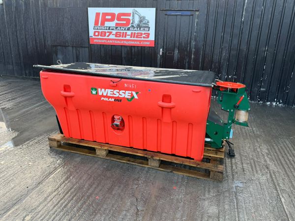 New & Unused Wessex Polarone 900GT Salt Spreader - Main image