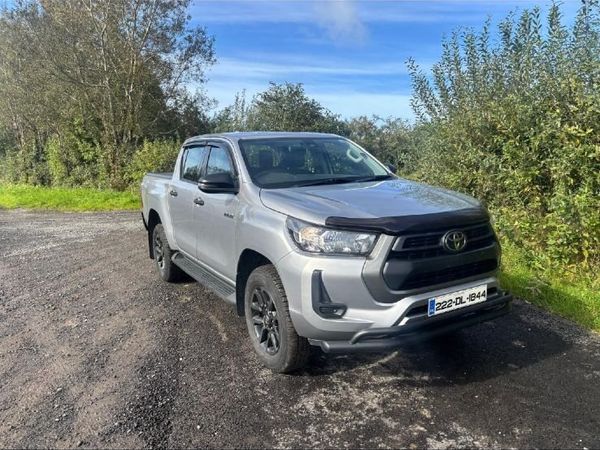 Toyota Hilux 2022 - Main image