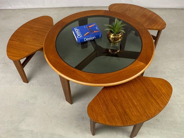 Rare Mid Century Coffee Table “Trinity Nest” - Main image