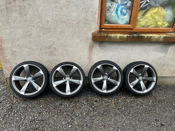 Alloys - Main image