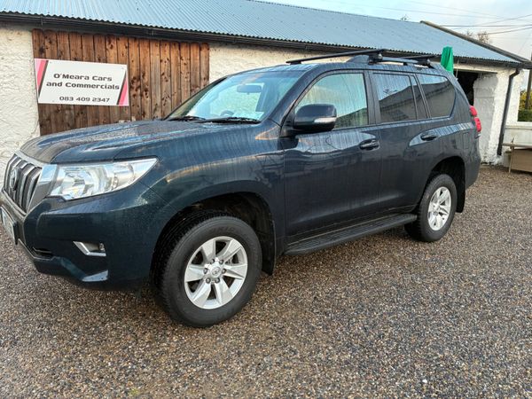 Toyota Land Cruiser N1 Business Class - Main image