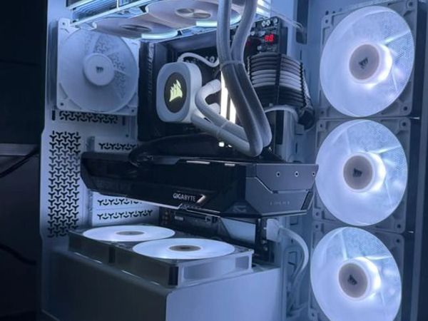 Rtx5070-64GB DDR5-9800X3D gaming pc - Main image