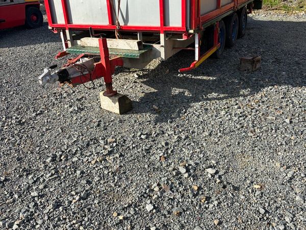 Very heavy duty 14by 6.6 beaver tail trailer - Main image