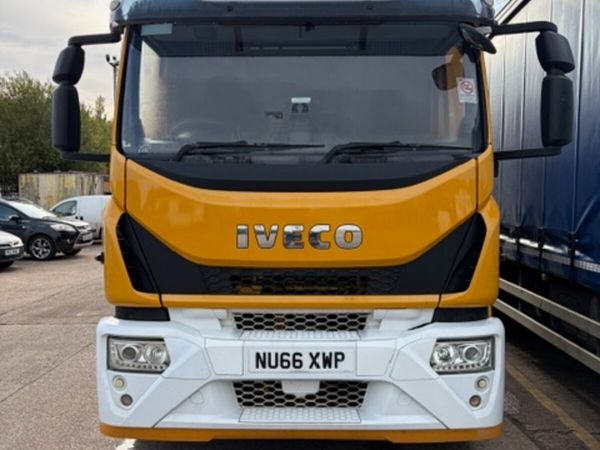 18 TON CURTAIN SIDER - Main image