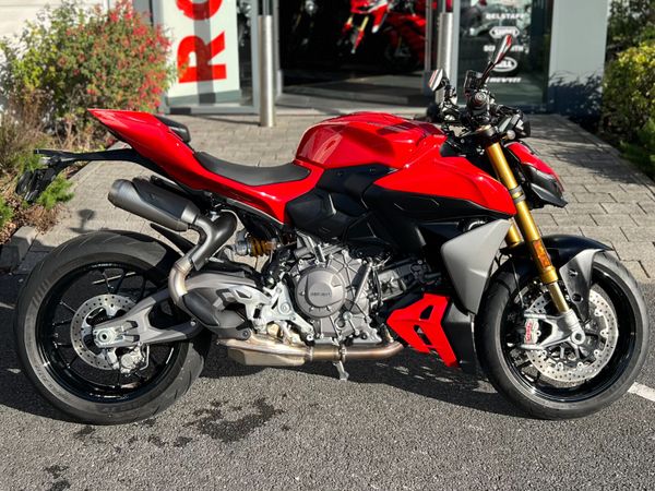 DUCATI STREET FIGHTER V2 S - Main image