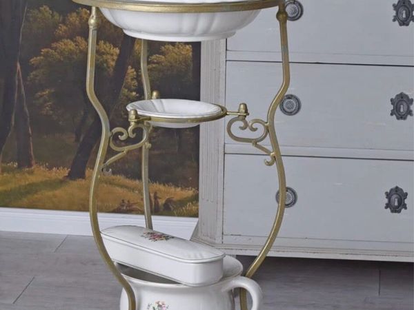 Terence clifford Antiques  Sale - Main image