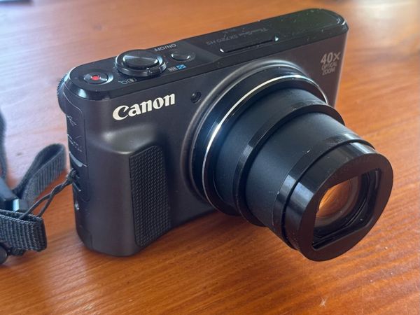 Canon SX720 HS - Main image