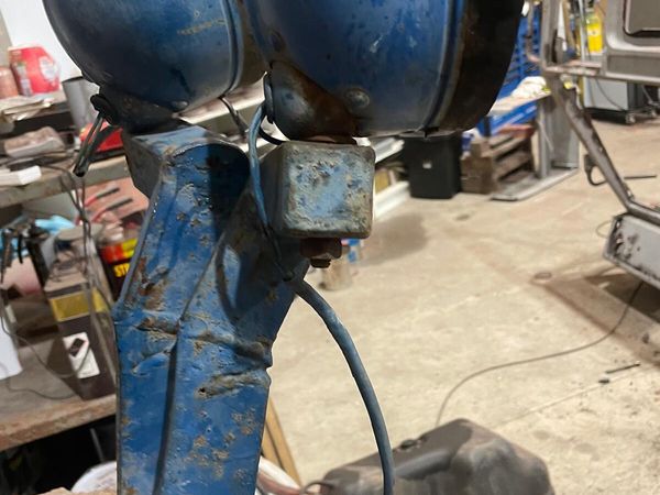 Ford TW/9700 Headlights with original Brackets - Main image