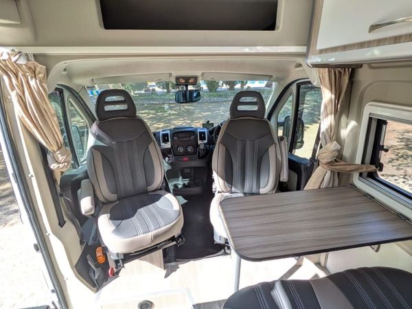 Camper - Main image