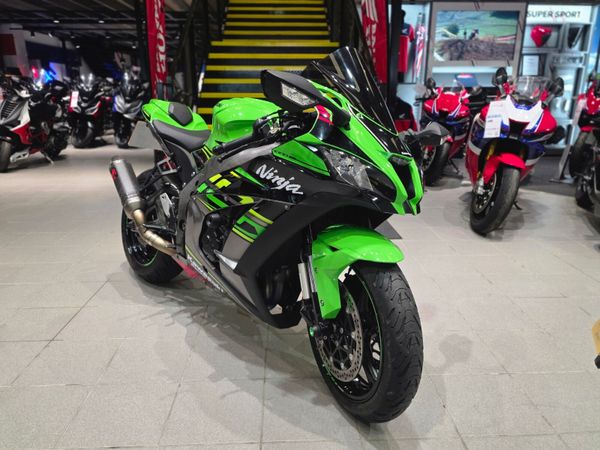 Kawasaki ZX10RR Ninja KRT - Main image