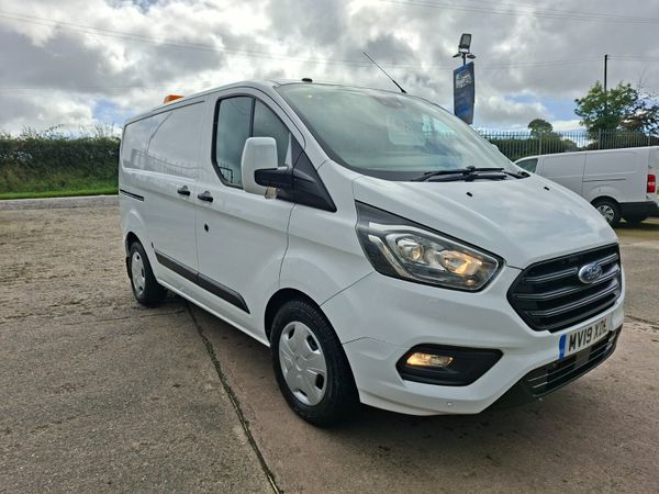 OUTSTANDING 2019 TRANSIT CUSTOM 130 320 SWB TREND - Main image