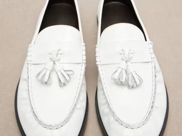 Original Genuine White Leather Loafer Tassel Shoes - Main image