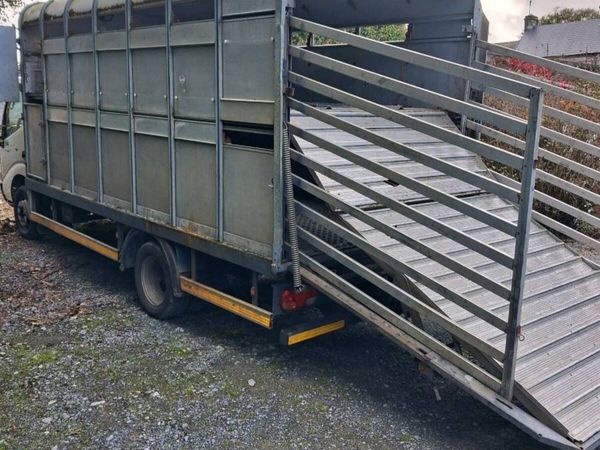IVOR WILLAMS  14ft sheep or cattle canopy - Main image